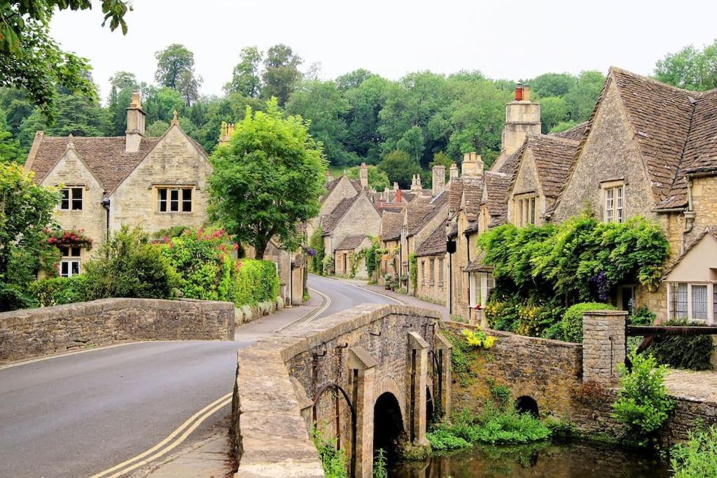 Cotswold Manor House - Country House Retreat With Hot Tub, Ideal For Large Groups Petty France Екстер'єр фото