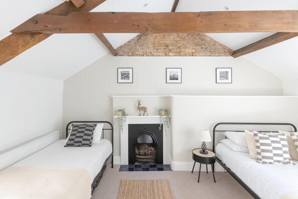 Cotswold Manor House - Country House Retreat With Hot Tub, Ideal For Large Groups Petty France Екстер'єр фото