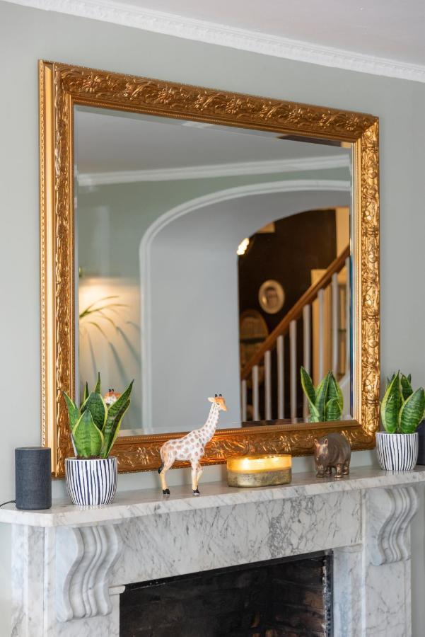 Cotswold Manor House - Country House Retreat With Hot Tub, Ideal For Large Groups Petty France Екстер'єр фото