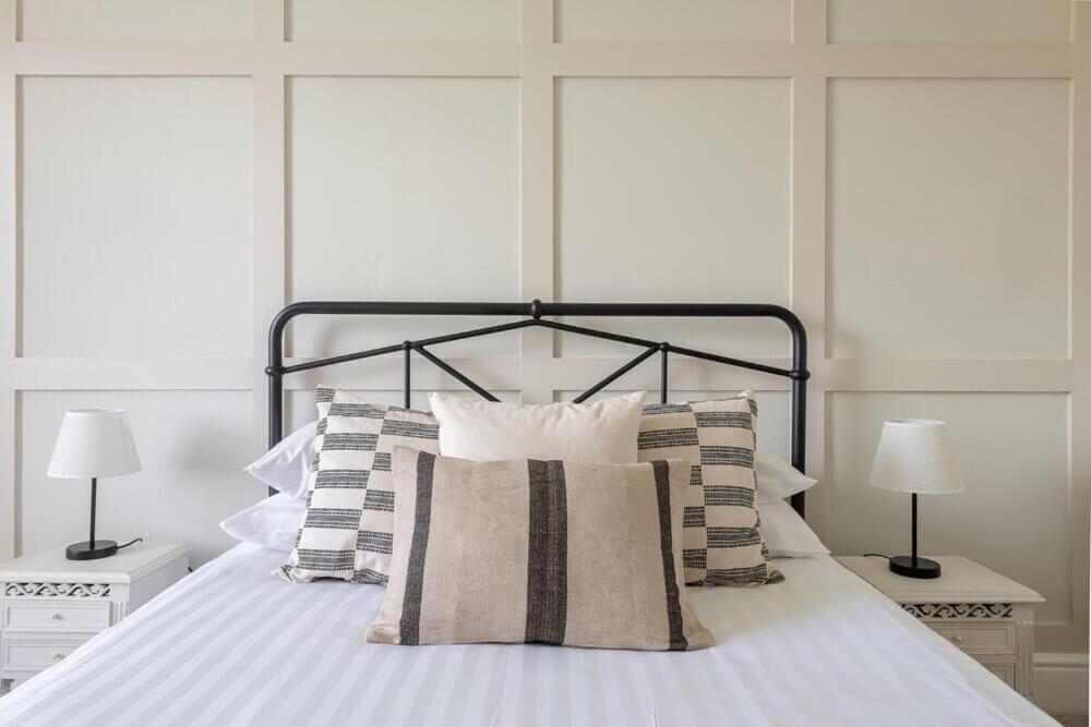 Cotswold Manor House - Country House Retreat With Hot Tub, Ideal For Large Groups Petty France Екстер'єр фото
