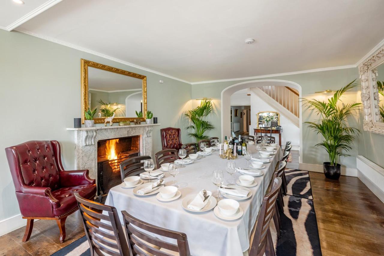 Cotswold Manor House - Country House Retreat With Hot Tub, Ideal For Large Groups Petty France Екстер'єр фото